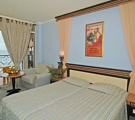 Atrium Hotel Elenite