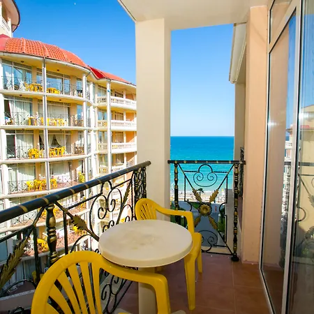 Atrium 3* Елените