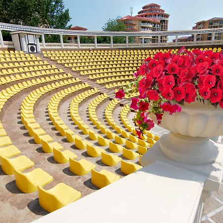 Atrium Отель 3*