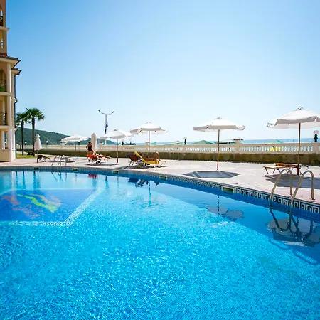 Atrium Hotel