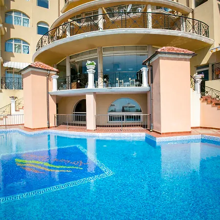 Atrium Отель