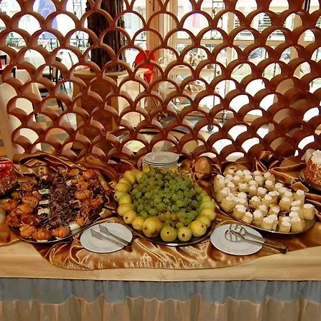 Отель Atrium