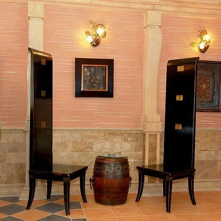 Atrium Елените