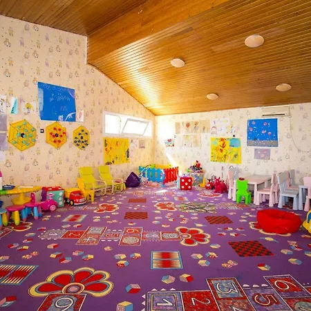 Atrium Елените