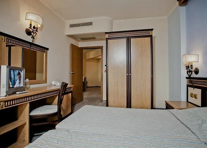 Hotel Atrium Elenite